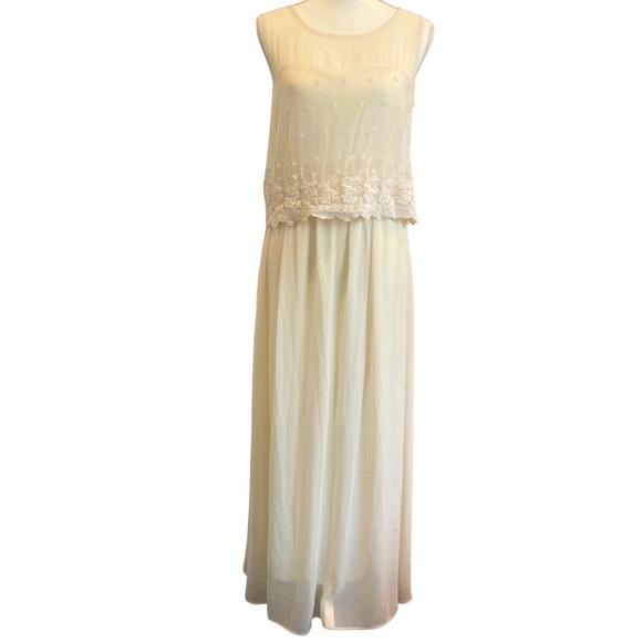 Jella Couture Cream Maxi Dress Sheer Lace Button Back Women’s M - Picture 1 of 11